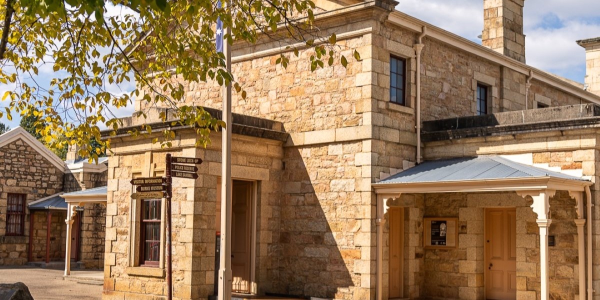 Beechworth Courthouse 2024 1200 x 600 crop